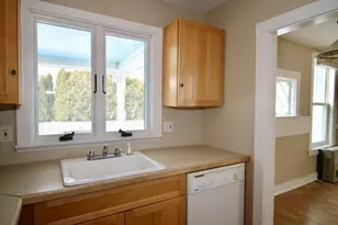 39 South St, Rockport, MA 01966 - Photo 7