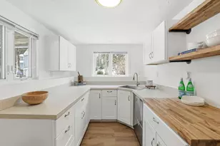 34 Flintlock Ridge Rd, Cohasset, MA 02025 - Photo 23