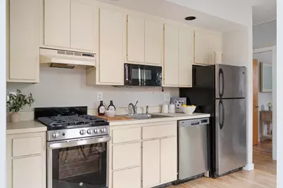 18 Upland Rd #1, Cambridge, MA 02138 - Photo 9