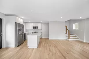 1514 Gorham St, Lowell, MA 01852 - Photo 13