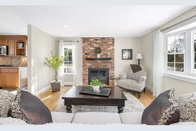 15 Roberts Street, Chelmsford, MA 01824 - Photo 5