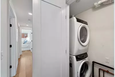 258-260 W Third Street #2B, Boston, MA 02127 - Photo 15