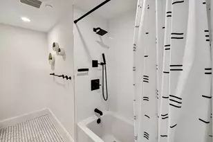 258-260 W 3rd St, Boston, MA 02127 - Photo 13