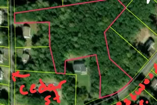 146A Cedar St, Sturbridge, MA 01566 - Photo 1