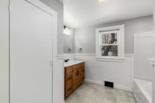 2 Oakdale St, Wareham, MA 02571 - Photo 17