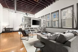 19 Stanhope St, Boston, MA 02116 - Photo 3