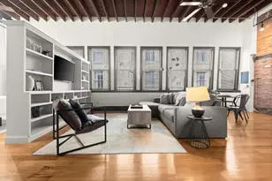 19 Stanhope St, Boston, MA 02116 - Photo 5