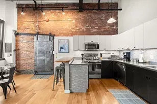 19 Stanhope St, Boston, MA 02116 - Photo 9