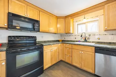 485-487 Stearns Ave, Mansfield, MA 02048 - Photo 9