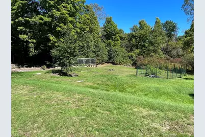 4 Thorndike St, Dunstable, MA 01827 - Photo 33