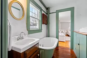 4 Thorndike St, Dunstable, MA 01827 - Photo 25