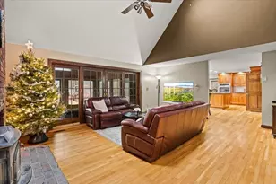 211 Cherry St, Bridgewater, MA 02324 - Photo 13
