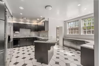 180 Ivy St, Brookline, MA 02446 - Photo 13