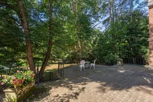 180 Ivy St, Brookline, MA 02446 - Photo 7