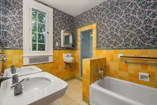 180 Ivy St, Brookline, MA 02446 - Photo 25