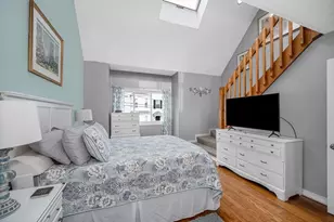 29 Pine Hill St, Lowell, MA 01852 - Photo 17