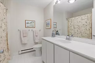 401 Dedham St, Newton, MA 02459 - Photo 17