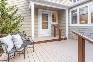 401 Dedham St, Newton, MA 02459 - Photo 23