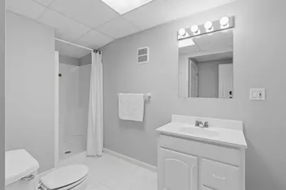 401 Dedham St #B, Newton, MA 02459 - Photo 19