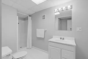 401 Dedham St, Newton, MA 02459 - Photo 19