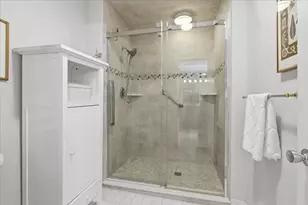 401 Dedham St, Newton, MA 02459 - Photo 15