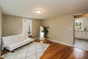 251 Edendale St, Springfield, MA 01104 - Photo 11