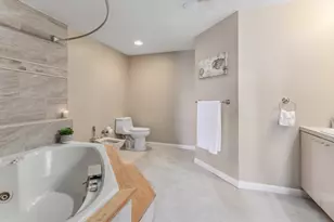 65 Lake Ave, Worcester, MA 01604 - Photo 15