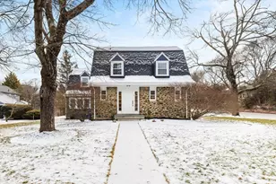 1 Town Way, Winchester, MA 01890 - Photo 3