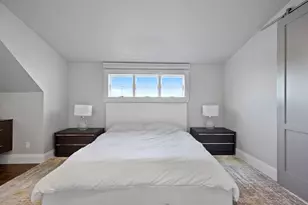 719 E 2nd St, Boston, MA 02127 - Photo 17