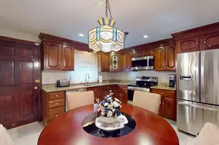 6 Randall Dr, Burlington, MA 01803 - Photo 9