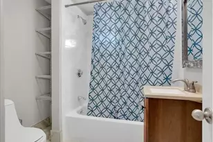 678 Bennington St, Boston, MA 02128 - Photo 23