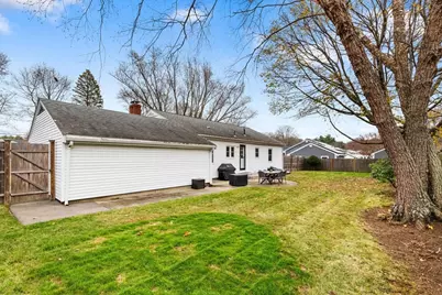 19 Berrywood Lane, Beverly, MA 01915 - Photo 3