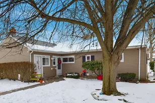 37 Greenwood Terrace, Chicopee, MA 01022 - Photo 1