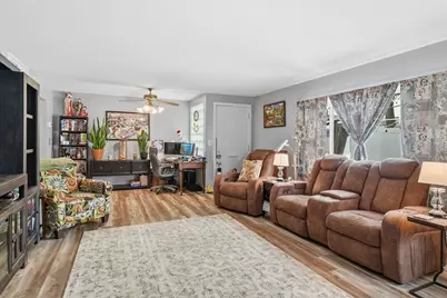 37 Greenwood Ter #37, Chicopee, MA 01022 - Photo 5