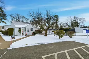 37 Greenwood Terrace, Chicopee, MA 01022 - Photo 37