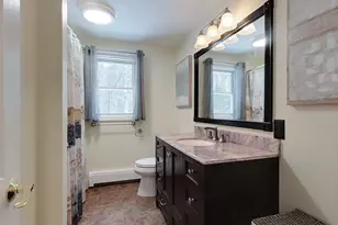 102 Wheeler St, Pepperell, MA 01463 - Photo 17