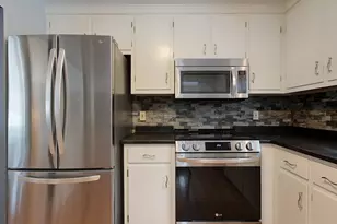 102 Wheeler St, Pepperell, MA 01463 - Photo 5