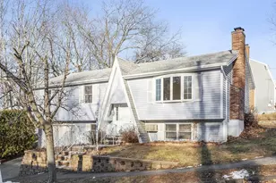27 Donnelly Dr, Lynn, MA 01904 - Photo 3