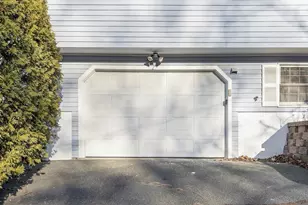 27 Donnelly Dr, Lynn, MA 01904 - Photo 35