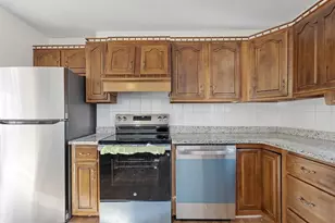 27 Donnelly Dr, Lynn, MA 01904 - Photo 13