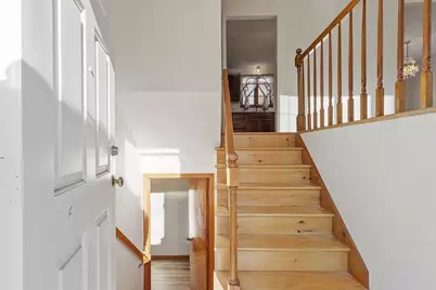 27 Donnelly Dr, Lynn, MA 01904 - Photo 5