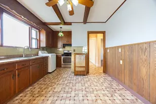 9 St James Rd, Medford, MA 02155 - Photo 23