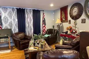 1289 Bay St, Springfield, MA 01109 - Photo 3