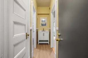 58 Charles St S, Boston, MA 02116 - Photo 7