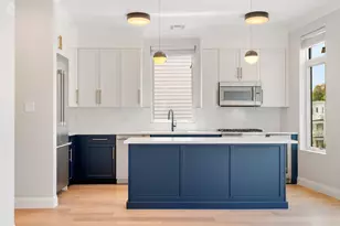 142 Pleasant St, Boston, MA 02125 - Photo 17