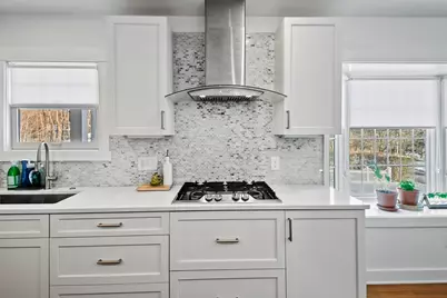 9 Park Street, Shrewsbury, MA 01545 - Photo 9