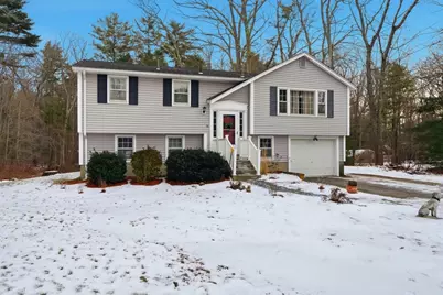 14 Seabrook Rd, Salisbury, MA 01952 - Photo 1