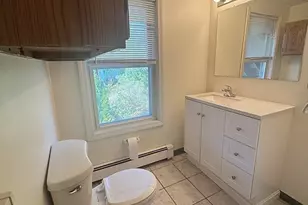 5 Austin St, Blackstone, MA 01504 - Photo 7