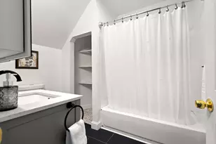 77 Race St, Haverhill, MA 01830 - Photo 25