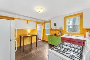 75 St Rose St, Boston, MA 02130 - Photo 15